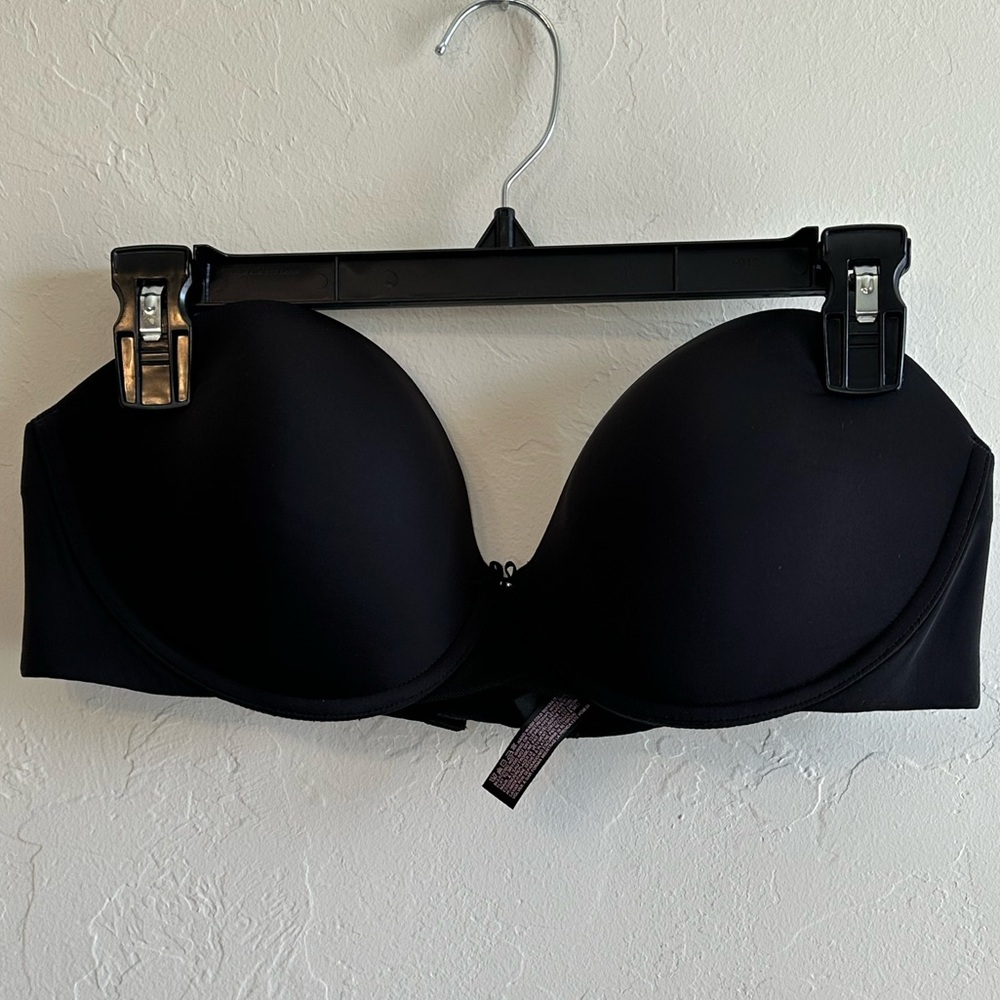 Victoria Secret Lined Black Strapless Bra Sz 38C